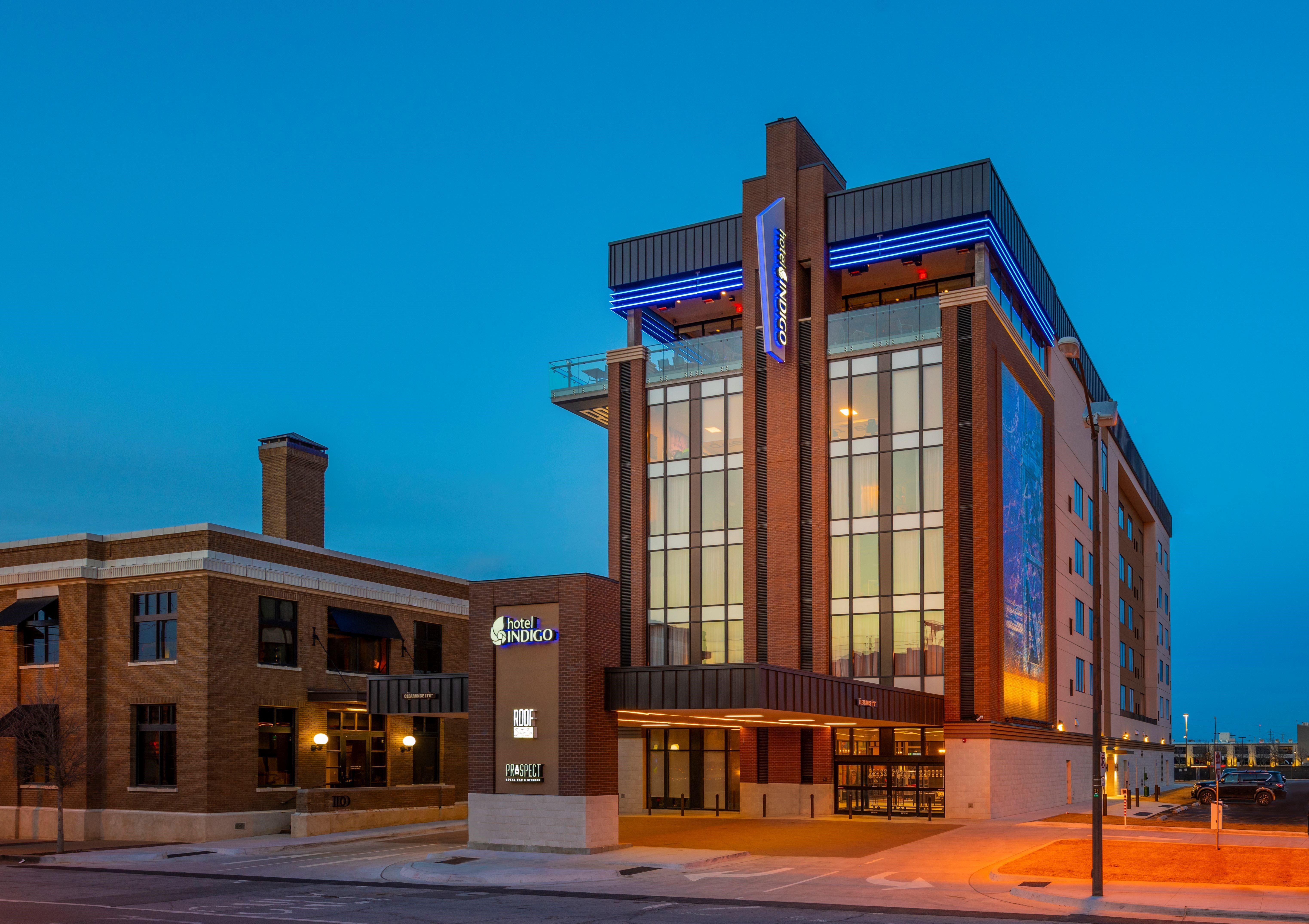 Hotel Indigo Tulsa Dwtn/Entertainment Area Exterior foto